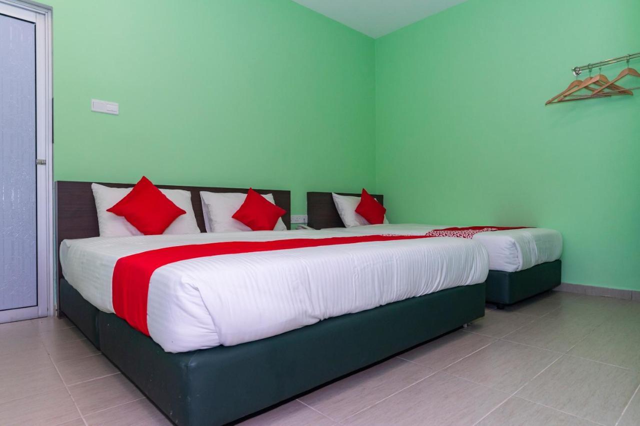 Oyo 1172 Hotel Shlyo Nusajaya  Εξωτερικό φωτογραφία