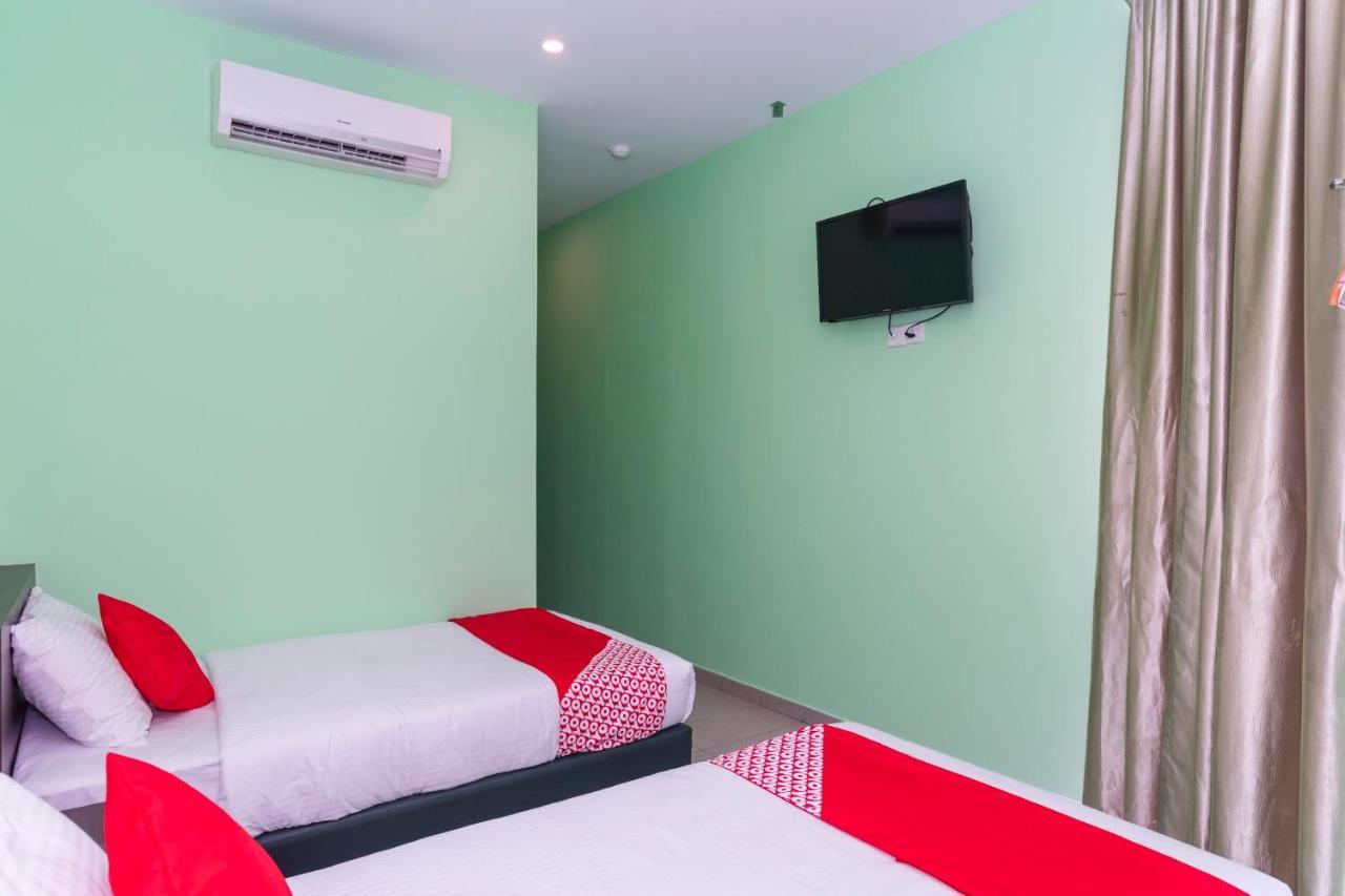 Oyo 1172 Hotel Shlyo Nusajaya  Εξωτερικό φωτογραφία