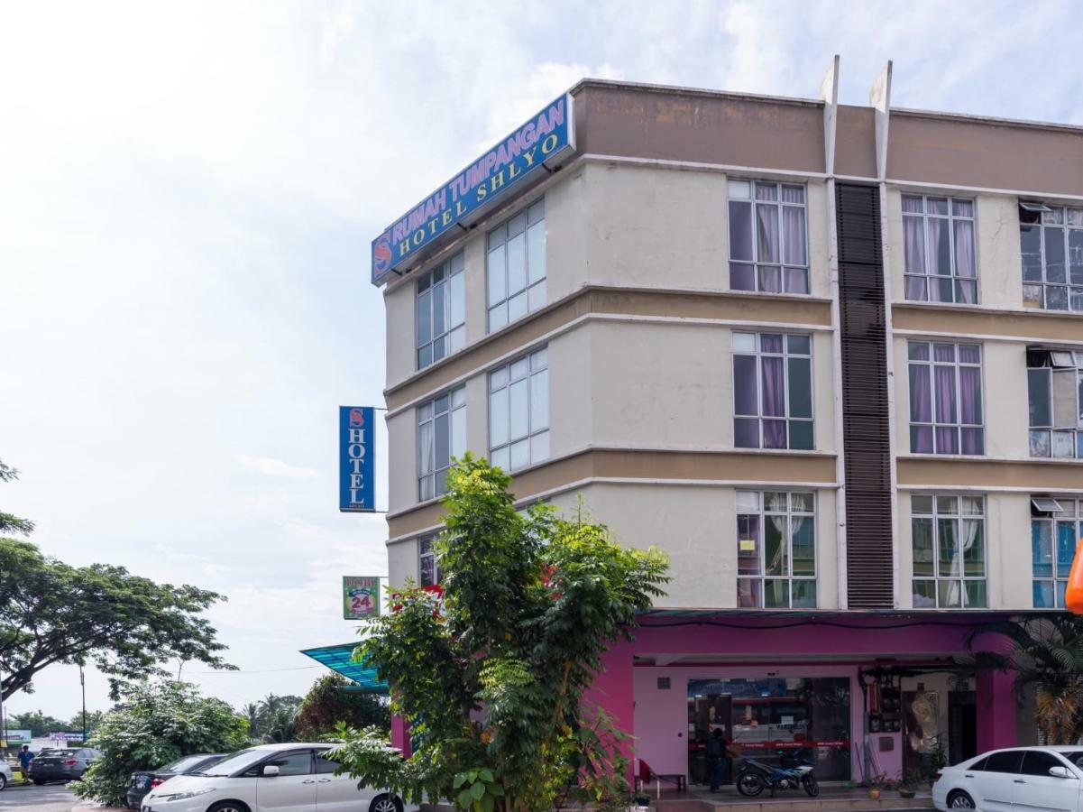 Oyo 1172 Hotel Shlyo Nusajaya  Εξωτερικό φωτογραφία
