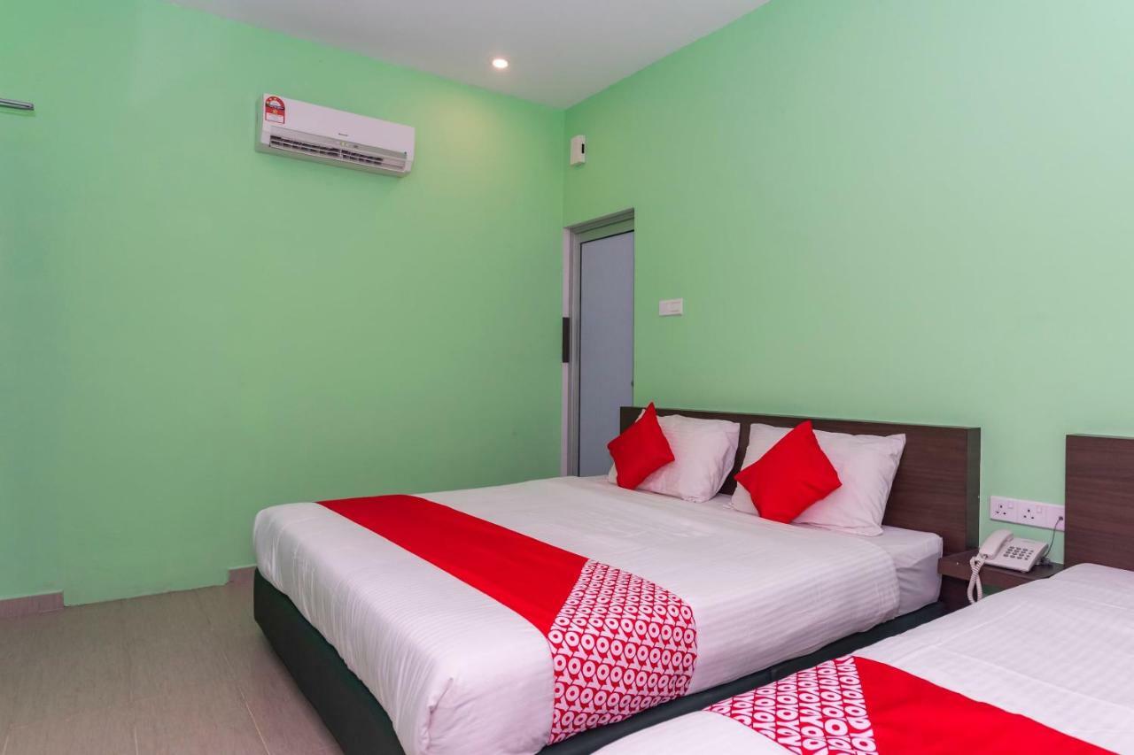 Oyo 1172 Hotel Shlyo Nusajaya  Εξωτερικό φωτογραφία