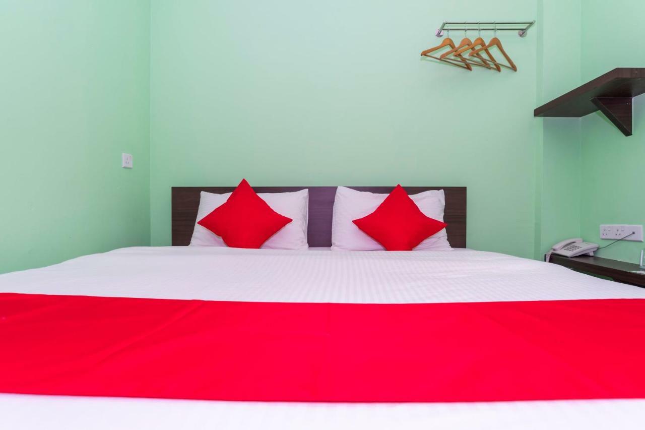 Oyo 1172 Hotel Shlyo Nusajaya  Εξωτερικό φωτογραφία